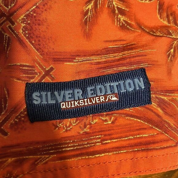 NWOT QUIKSILVER Silver Edition Mens Swimwear Burnt Orange and Gold - Picture 3 of 8